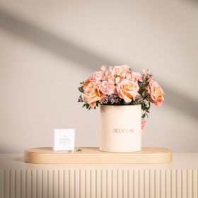 Verge of Peach Floral Arrangement with Caroline Svedbom Jewelry Set – Majestic Green