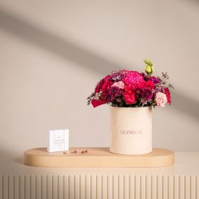 Blush Fuchsia Floral Arrangement with Caroline Svedbom Ana Jewelry Set – Dark Rose