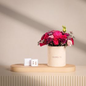 Blush Fuchsia Floral Arrangement with Caroline Svedbom Mini Drop Earrings – Vintage Rose